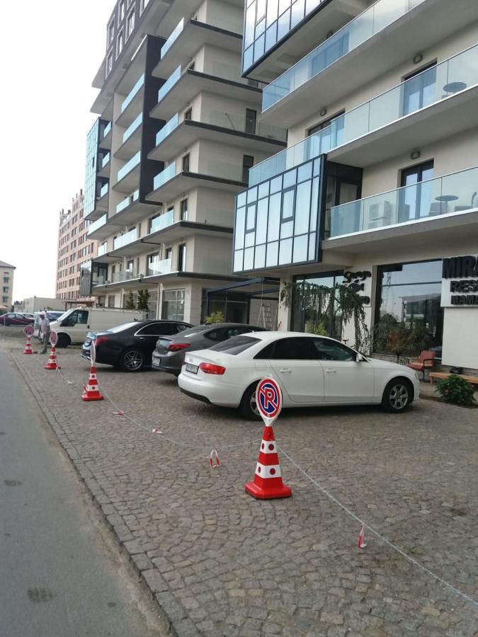 Mira Residence Apart & Penthouse Navodari Bagian luar foto