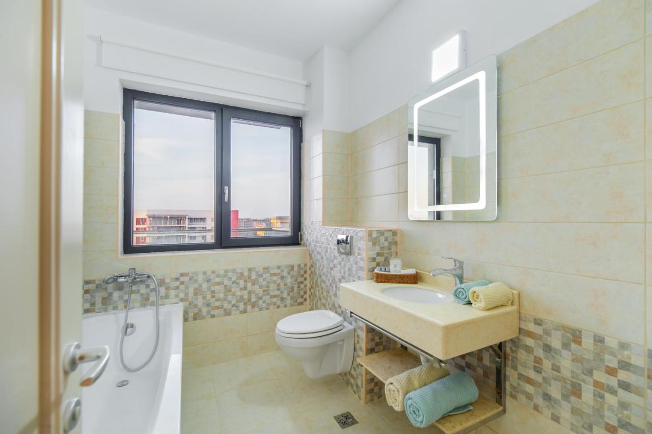 Mira Residence Apart & Penthouse Navodari Bagian luar foto