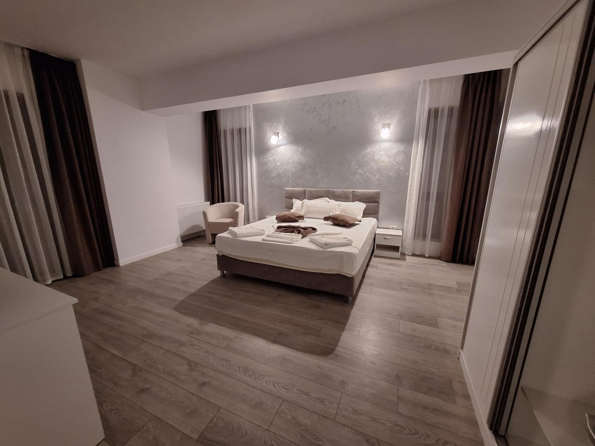 Mira Residence Apart & Penthouse Navodari Bagian luar foto