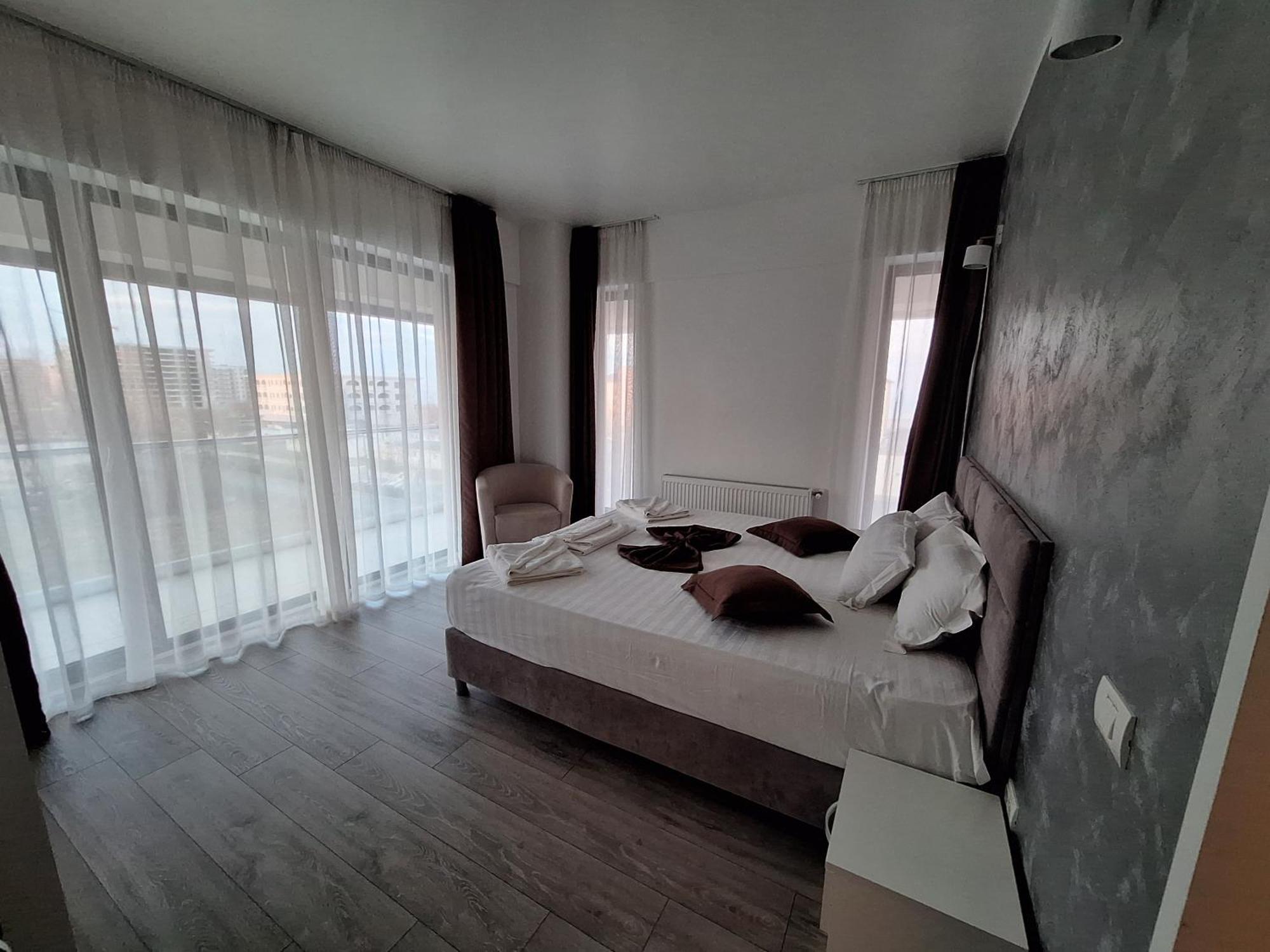 Mira Residence Apart & Penthouse Navodari Bagian luar foto