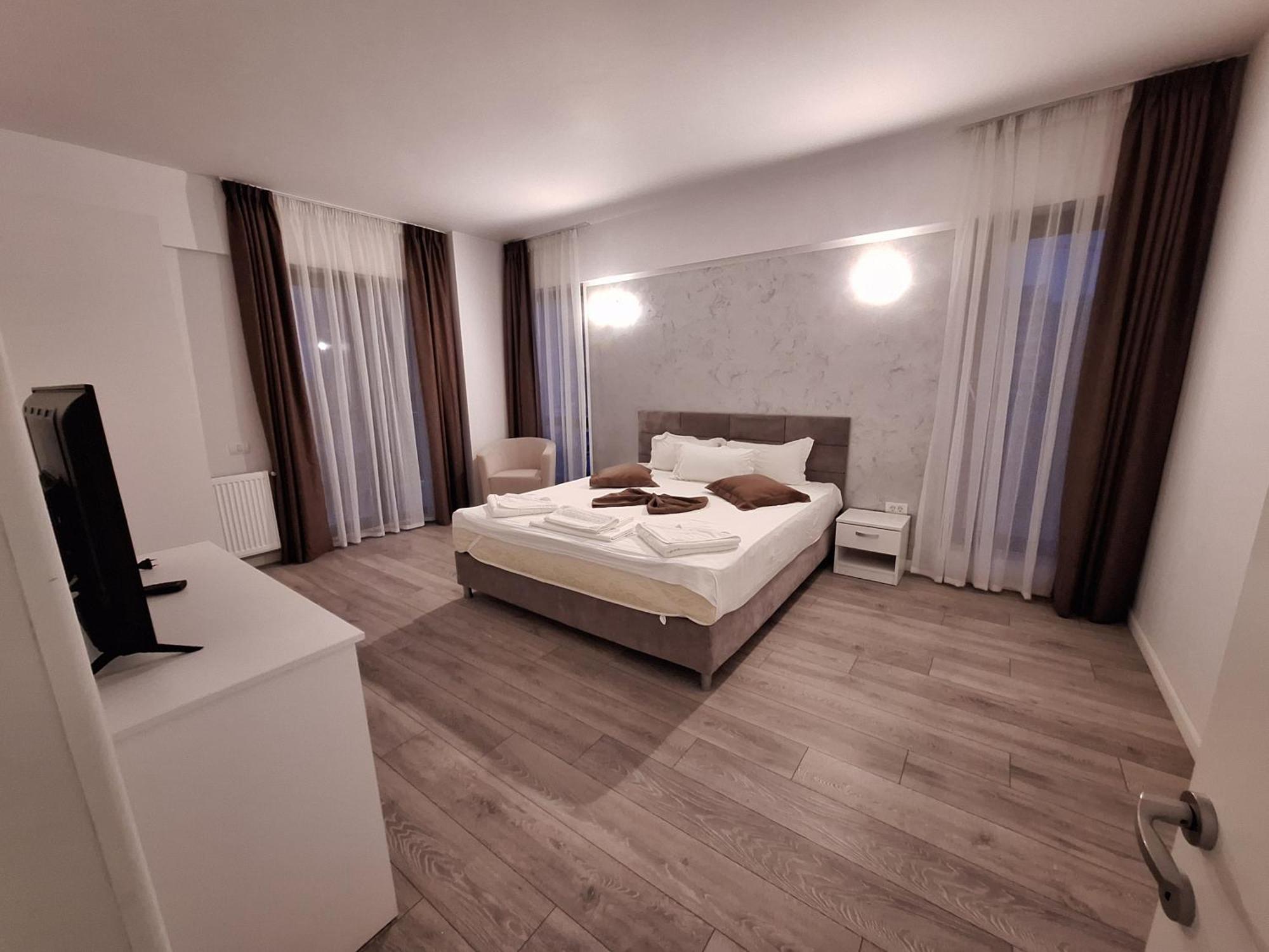 Mira Residence Apart & Penthouse Navodari Bagian luar foto