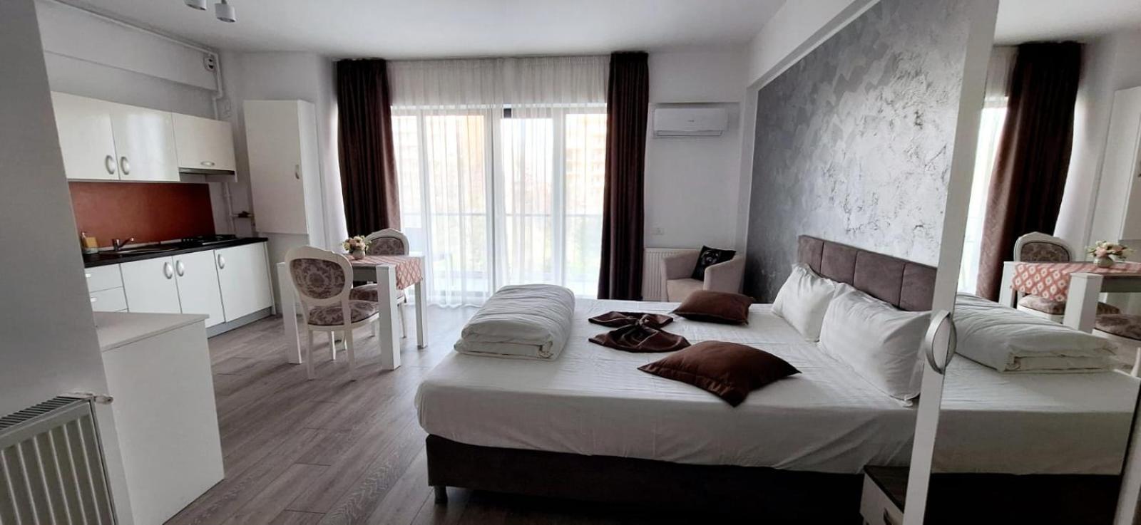 Mira Residence Apart & Penthouse Navodari Bagian luar foto